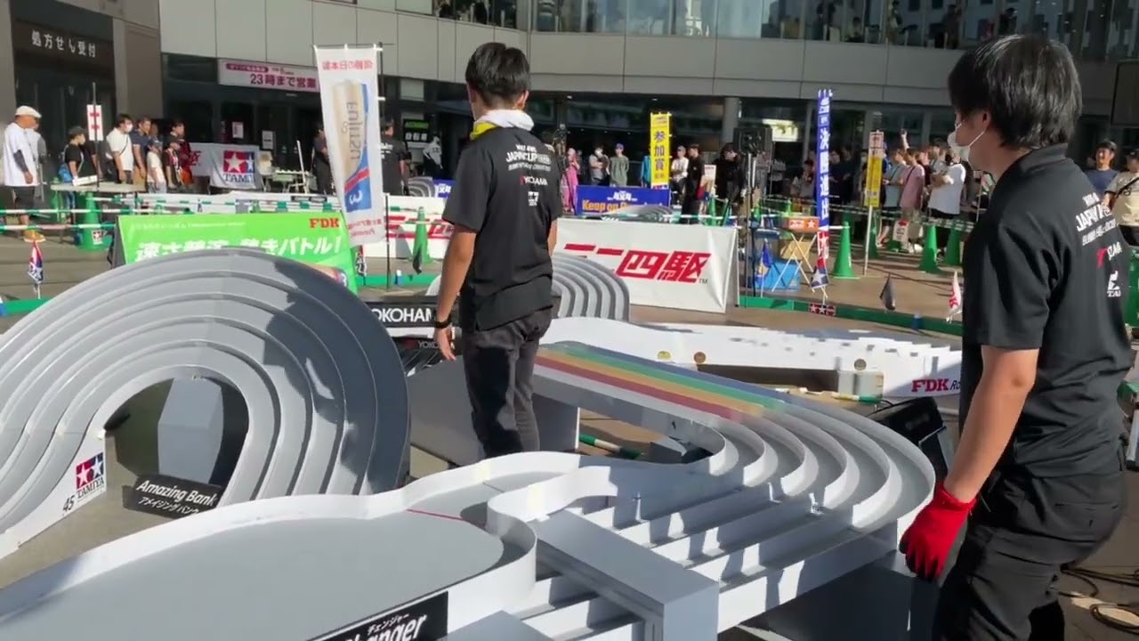 「ミニ四駆ジャパンカップ 2023」、リタイア続出の難関コース「バニーホップ アメイジング サーキット 2023」