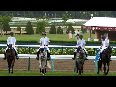 誘導馬になったライトオンキュー