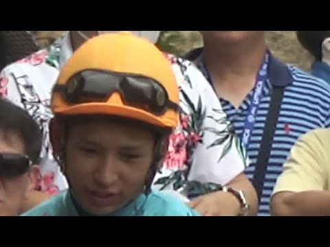 【飛田愛斗騎手（2着ウエルカムキリシマ号）に注目していたら隣の馬がフラつきながら勝ちました】1着テイエムチュララン号（太宰啓介騎手）2023年8月13日（日）小倉競馬場