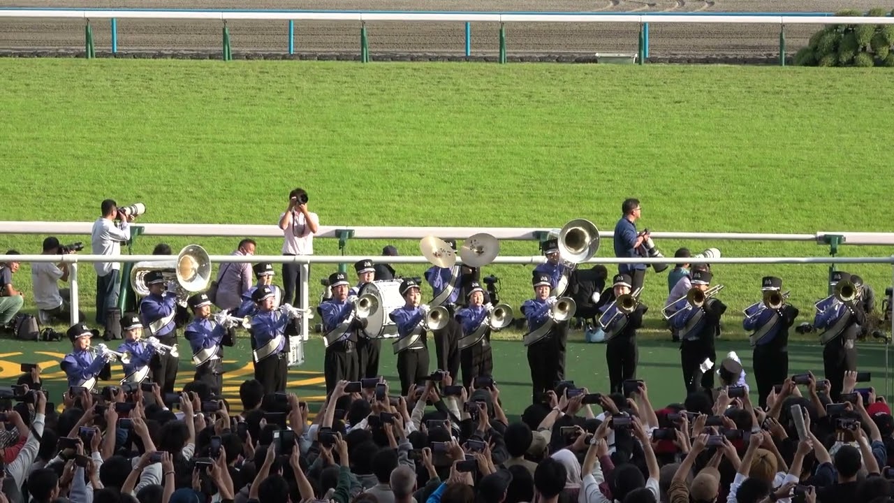 【秋華賞2023】龍谷大学吹奏楽部　生ファンファーレ 現地映像