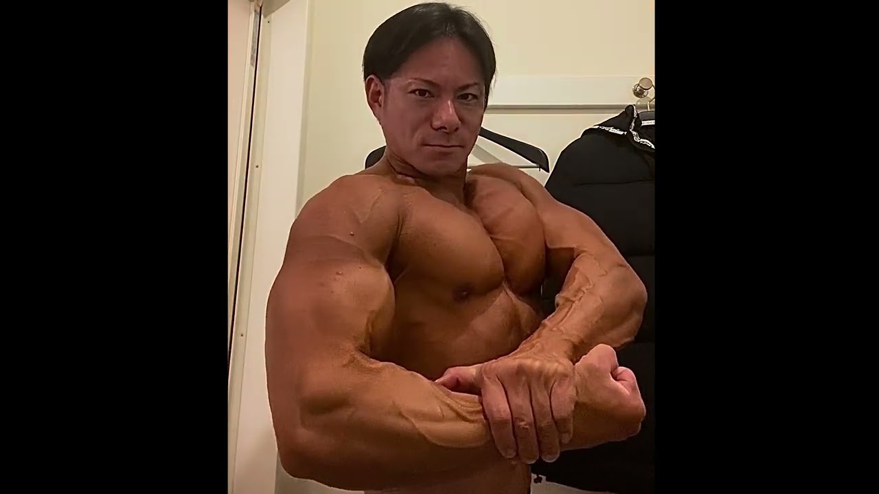 ゴールドジムジャパンカップを予選落ちしてからの約1ヶ月の身体の変化。来年は必ず優勝します。