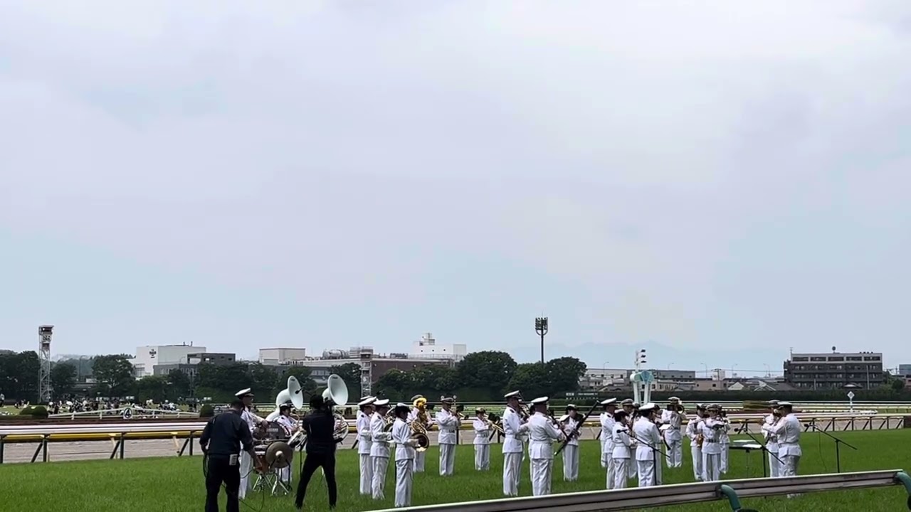 第85回オークス優駿牝馬 ウマ娘「U.M.A. NEW WORLD!!」海上自衛隊東京音楽隊生演奏 2024/05/19@東京競馬場