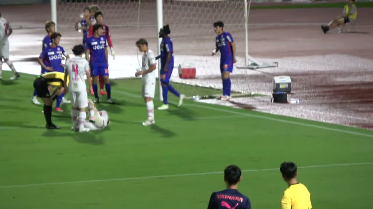 天皇杯 3回戦 セレッソ大阪 渡邉りょう選手が2ゴール目を奪おうとPA内でボールをもらってシュートを打とうとしたら足を痛める VS ヴァンフォーレ甲府 2024/7/10