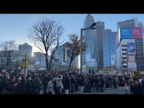 新宿アルタビジョンで見る最後の有馬記念2024年12月22日