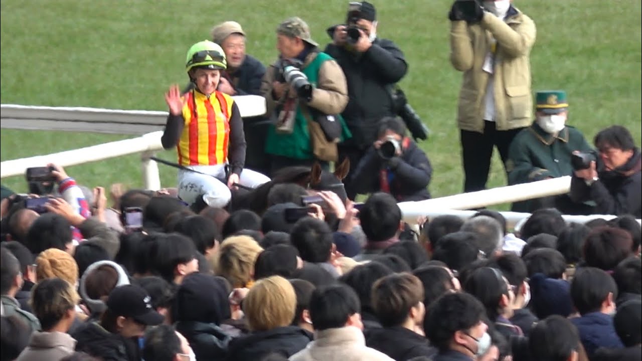 【フェブラリーS 2025】女性騎手初のG1ウイニングラン！涙を浮かべるキング姐さん【コスタノヴァ】