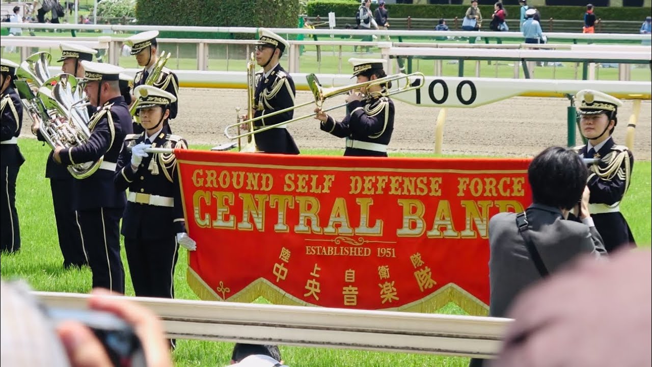 【日本ダービーDAY】ウマ娘 シンデレラグレイ 『超える』 『∞』 OPEDメドレー 陸上自衛隊中央音楽隊による生演奏 2025.6.1 東京競馬場 Alexandros【現地】