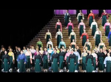 🌟宝塚歌劇団111周年記念🎉 驚きと感動の華やかステージ全公開✨💖