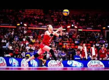 【バレーボール】女子代表はオランダに逆転勝ち　４強入りで１５年ぶりのメダルに王手