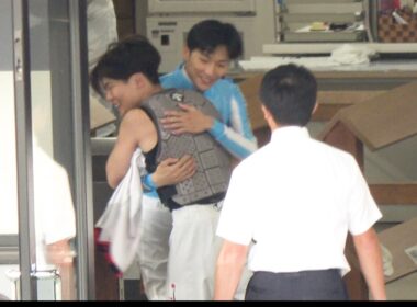 【スプリンターズステークス2025】三浦皇成が勝利インタビューでGⅠが獲れない日々の胸の内を語る 場内が感動 口取り時に内田博幸が祝福～表彰式 現地映像 ⑯ウインカーネリアン