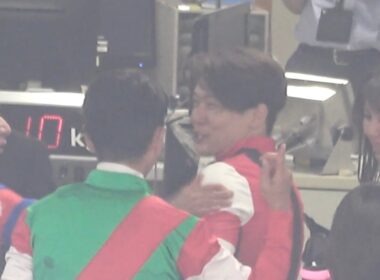 【現地】ついにやった！！ ウインカーネリアン 三浦 皇成騎手 G1初制覇！ スプリンターズステークス 関東の騎手達が祝福する【中山競馬場 生ファンファーレ】