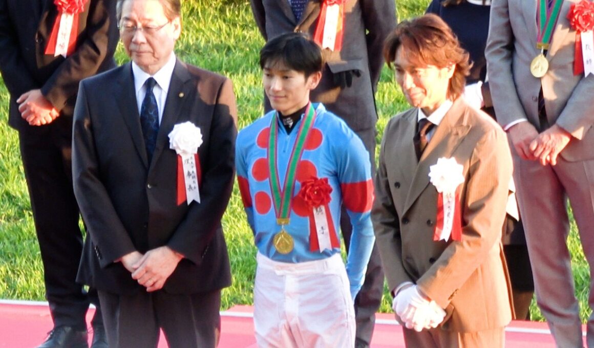 【チャンピオンズカップ2025】坂井瑠星騎手・勝利インタビューの終わりにファンへメッセージ 口取り～表彰式 現地映像 ダブルハートボンド