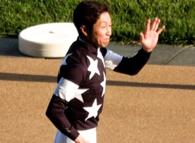 【武豊】日本ダービーの権利を手にした次のレースで⑬コーカサスゴールドも勝たせる！ 現地映像
