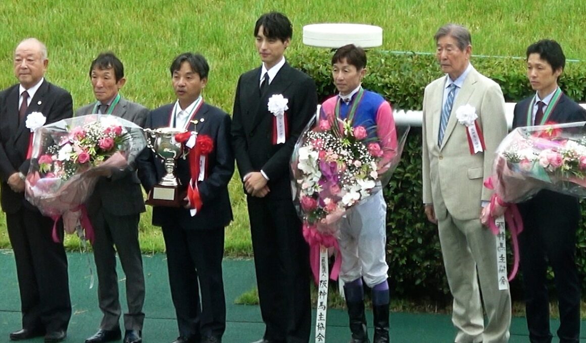 【宝塚記念2026】亡きオーナー松本好雄さんが降らす恵みの雨 秋はフランスへ‼ 勝利インタビューで「ピークが来ました（笑）」話す武豊 口取り～表彰式 現地映像