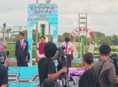 【スプリンターズＳ三浦皇成ジョッキー表彰式】